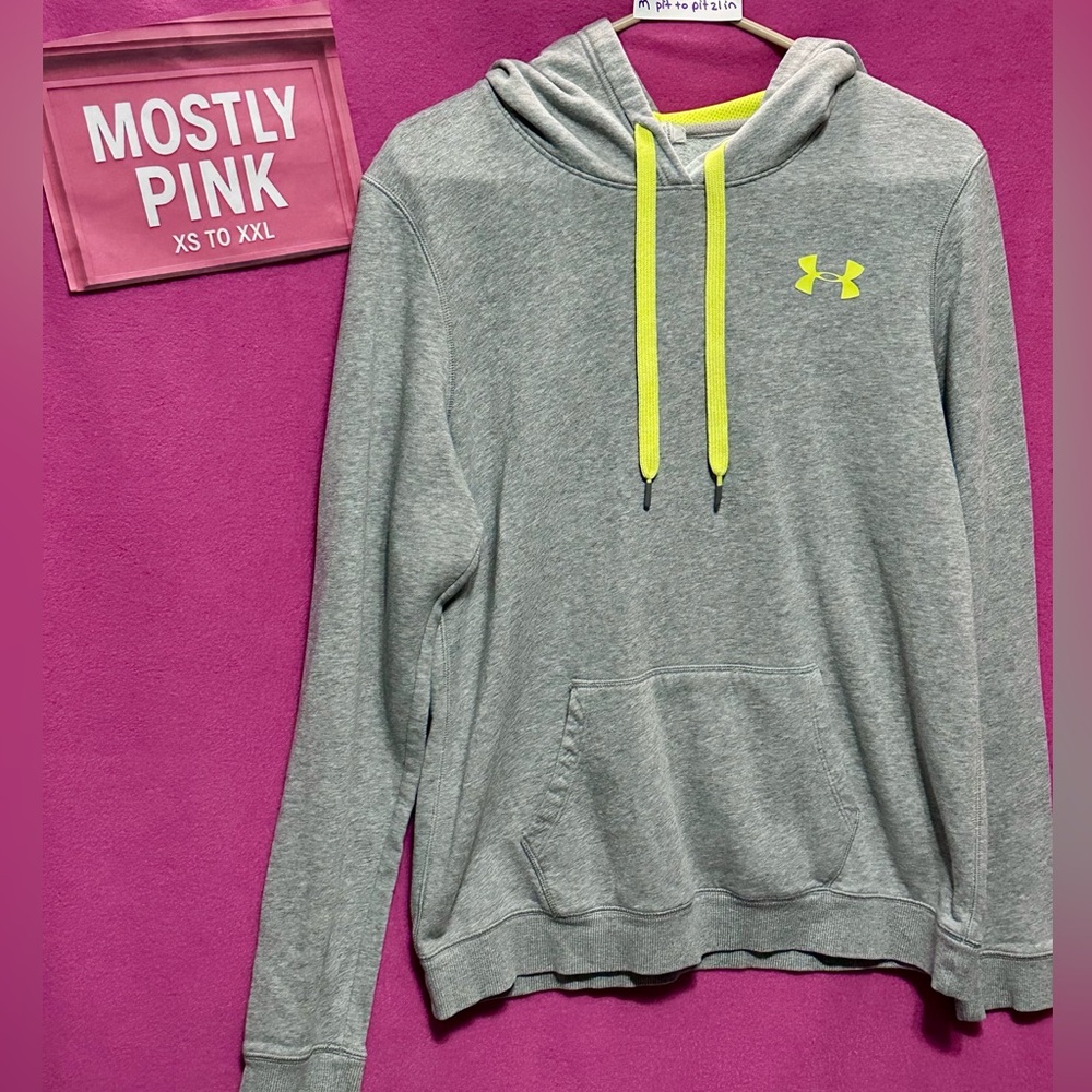 Under Armour Gray and Yellow Sweatshirt Hoodie NWOT